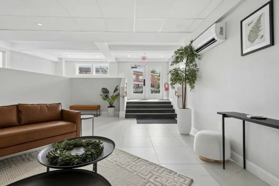 5205 Washington St #305R, Boston, MA 02132 - #3
