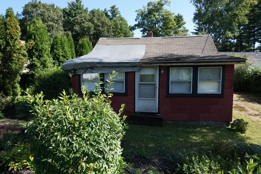 59 Lake View Ave, West Brookfield, MA 01585 - #2