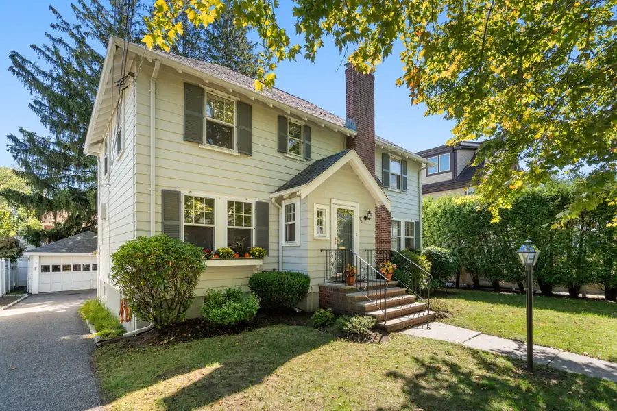 142 Claflin Street, Belmont, MA 02478 - #2