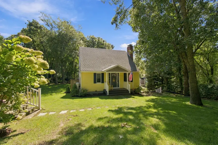 9 Follins Pond Rd, Dennis, MA 02638 - #2