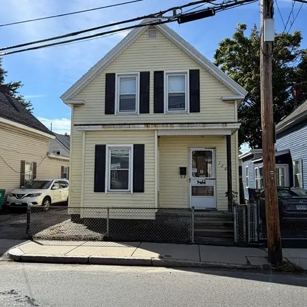 126 W 6th St., Lowell, MA 01850