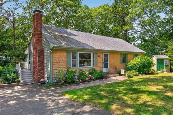 39 Lakewood Drive, Harwich, MA 02645