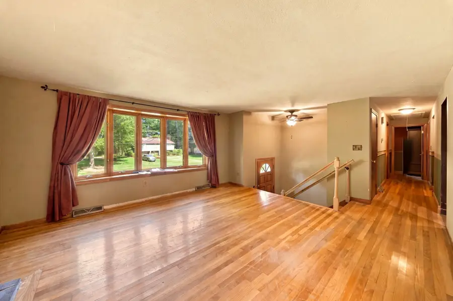 7 Olde Farm Rd, South Easton, MA 02375 - #3