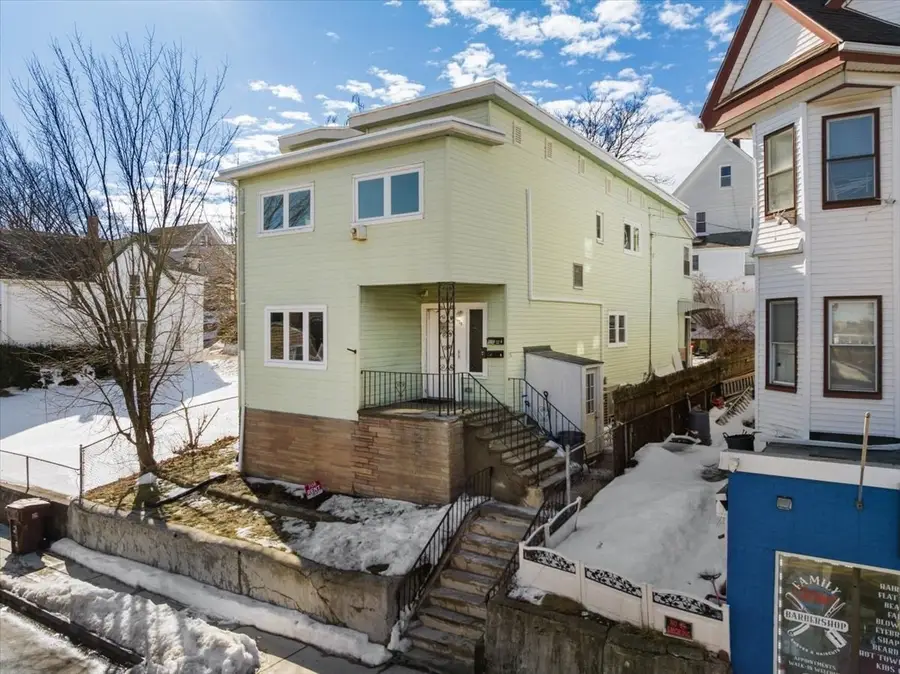 528 Ferry St, Everett, MA 02149 - #2