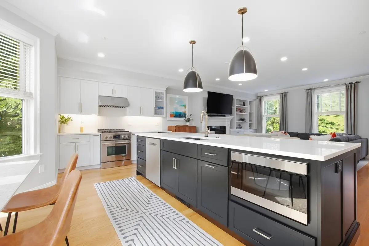 11 Woods Place, Boston, MA 02129 - #1