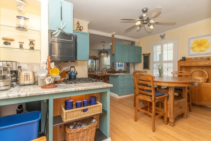 29 Leach St #3, Salem, MA 01970 - #2