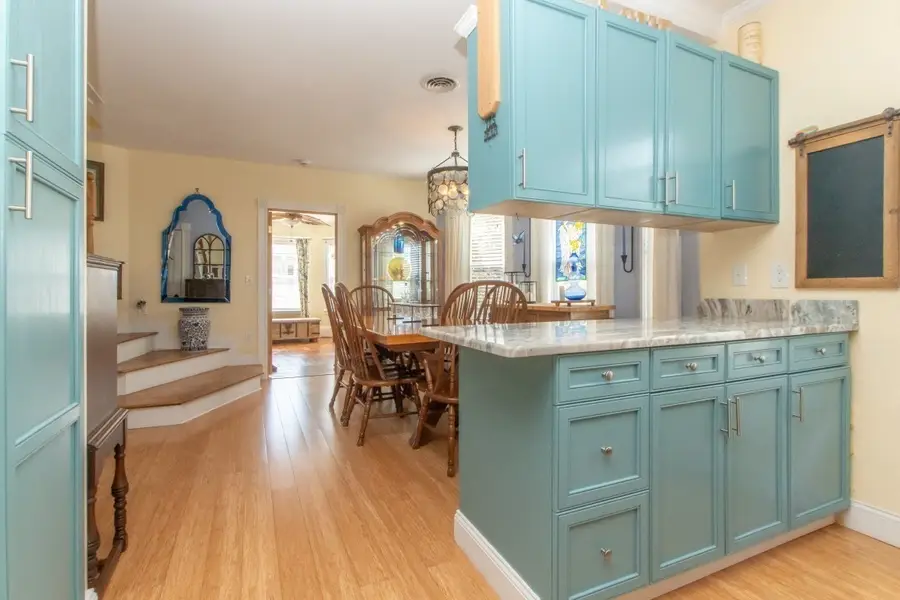 29 Leach St #3, Salem, MA 01970 - #3