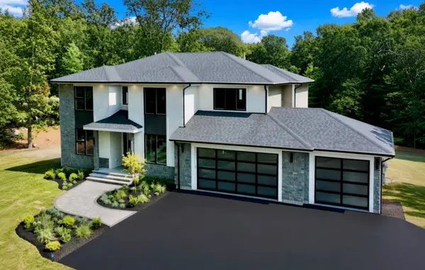 76-M Winterberry Ln, Easton, MA 02356