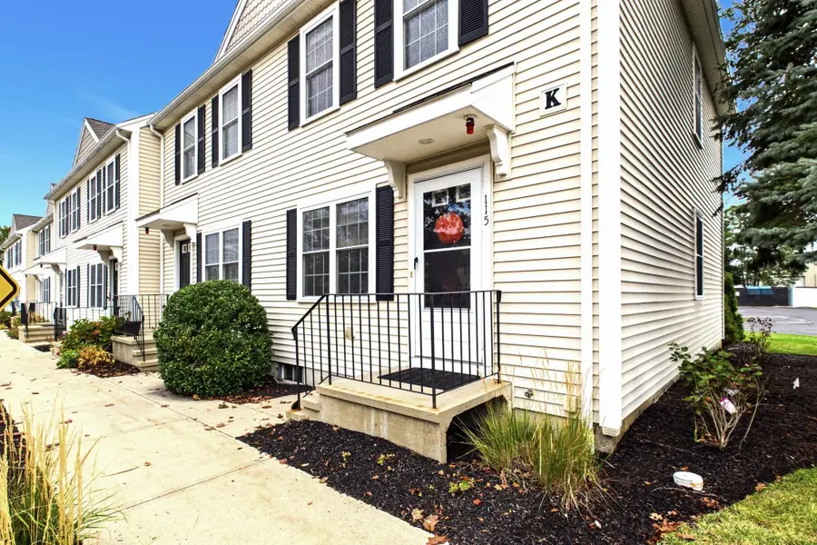 115 Boxberry Ln #115, Rockland, MA 02370 - #2