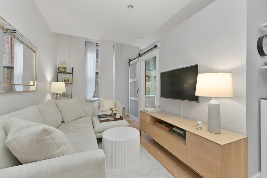 346 Congress #312, Boston, MA 02210 - #3