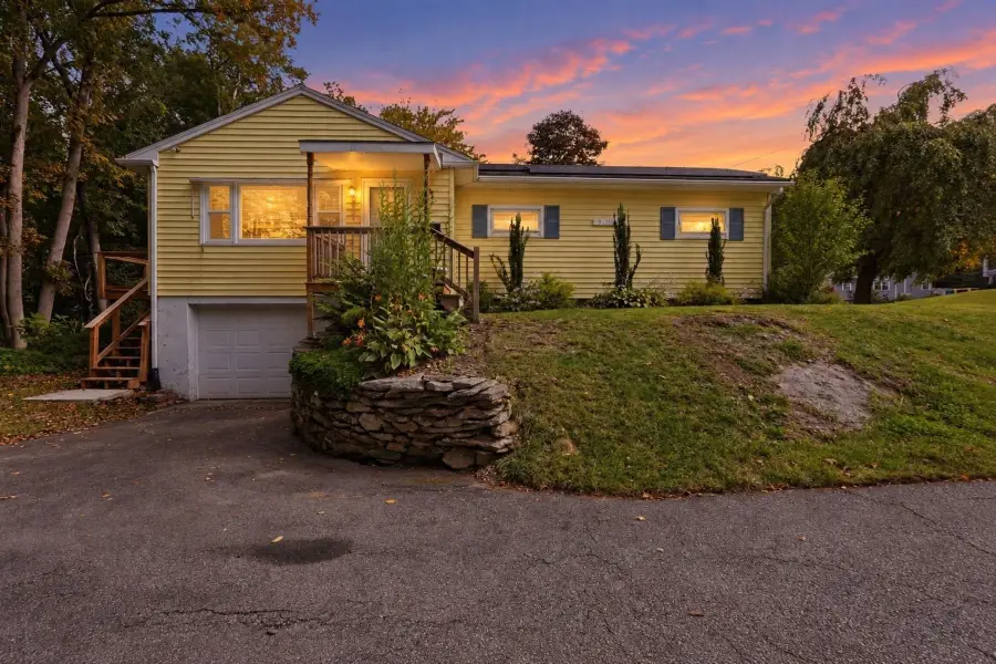 7 Athens St, Auburn, MA 01510 - #2