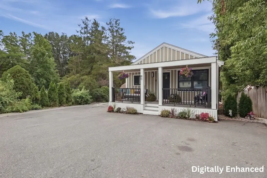 11 Coleman Street, Peabody, MA 01960 - #3