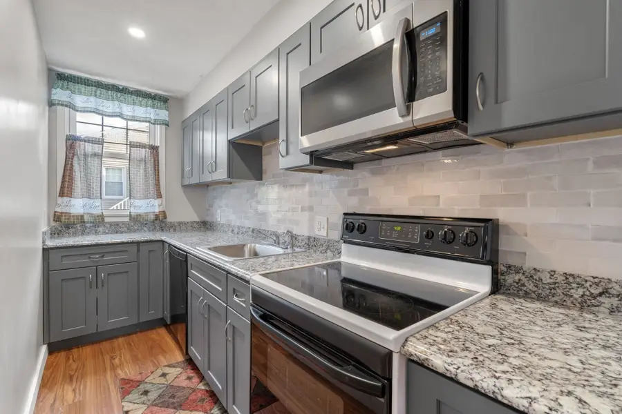 134 Commonwealth Ave, Worcester, MA 01604 - #3