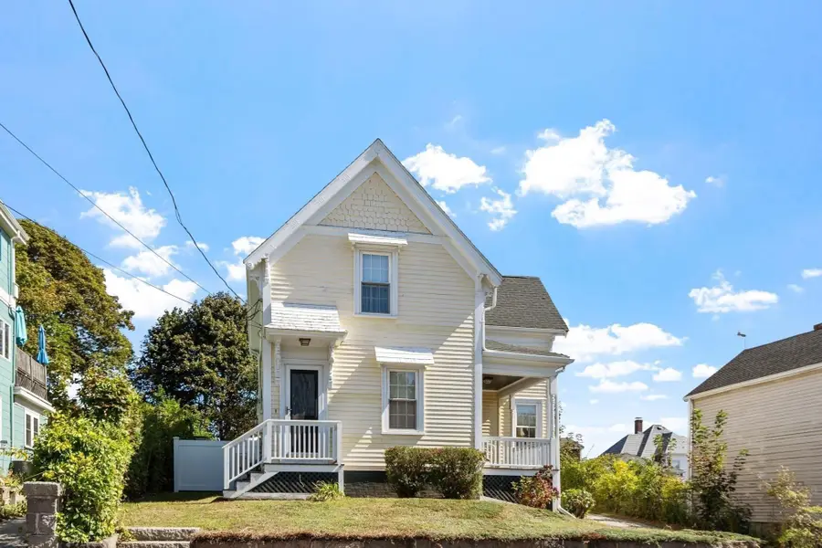 37 Hartz St, Gloucester, MA 01930 - #2