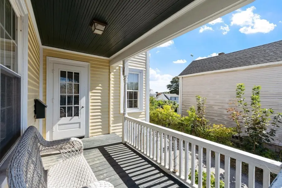 37 Hartz St, Gloucester, MA 01930 - #3