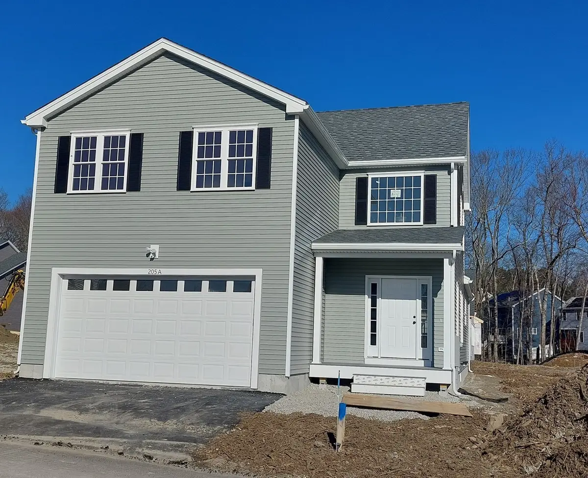 23C Crownshield, Uxbridge, MA 01569 - #1