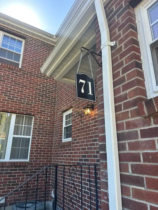 71 Florence St #71, Hudson, MA 01749