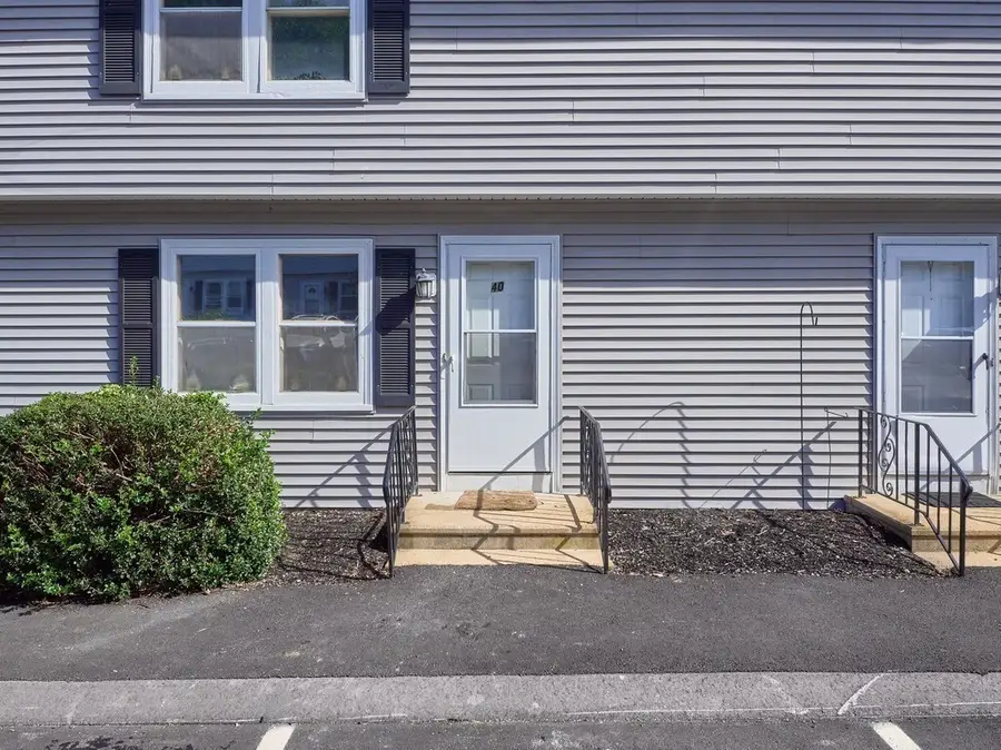270 Sunderland Rd #40, Worcester, MA 01604 - #3