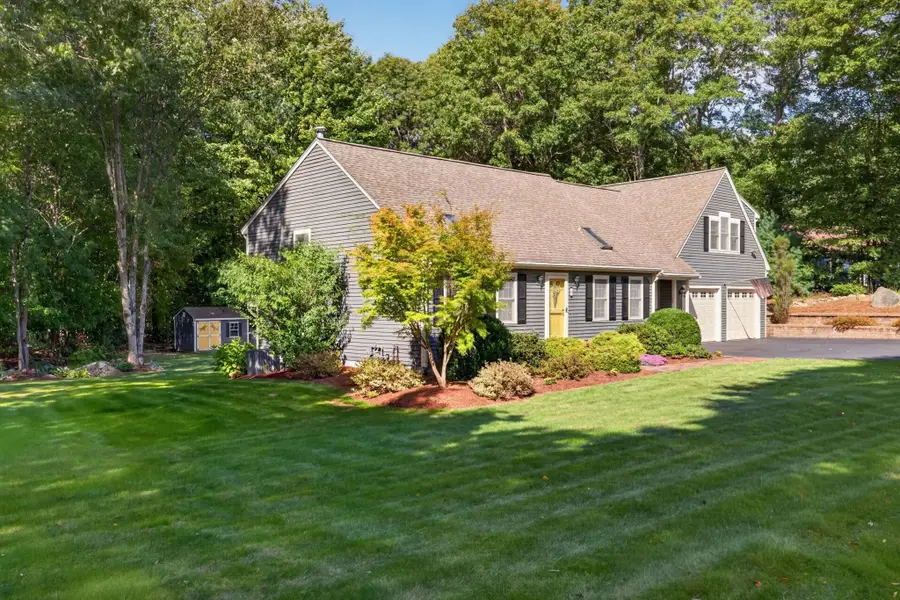 8 Monahan Lane, Mansfield, MA 02048 - #3