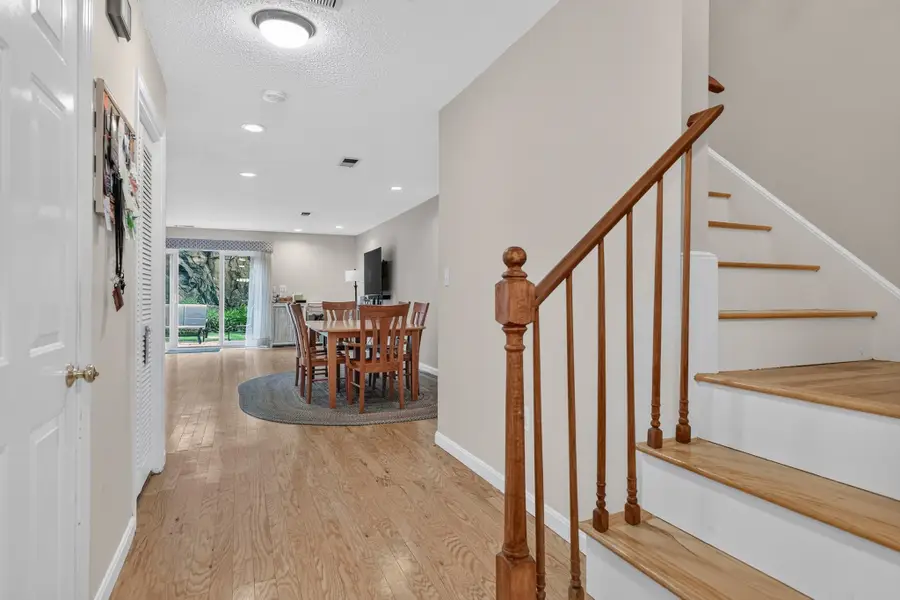 18 Indian Hill Lane #18, Salem, MA 01970 - #3