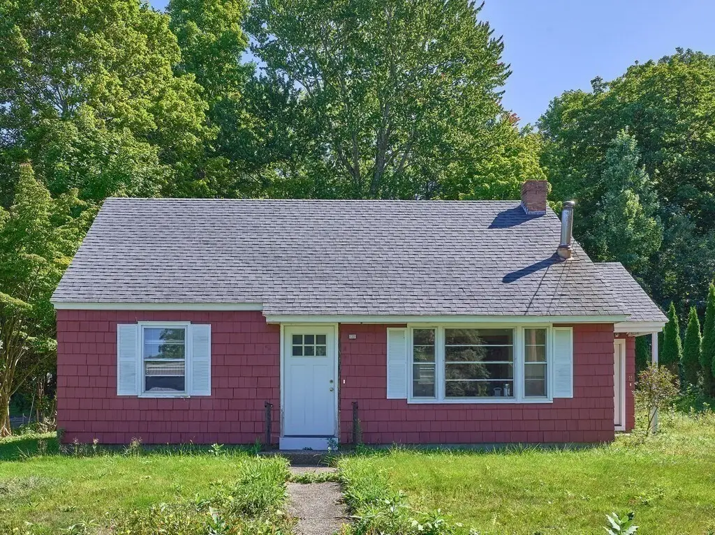 11 West St, Grafton, MA 01519 - #1