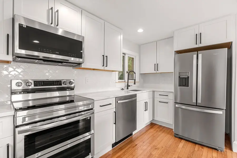 17 Cottage Street, Marblehead, MA 01945 - #3