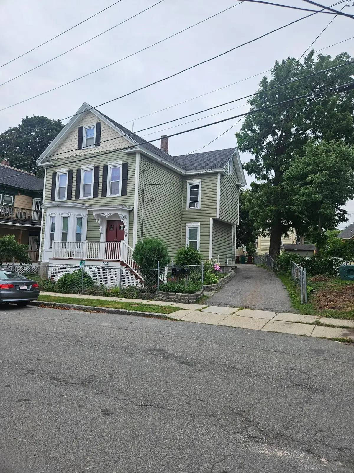 205 Stackpole Street, Lowell, MA 01852 - #1