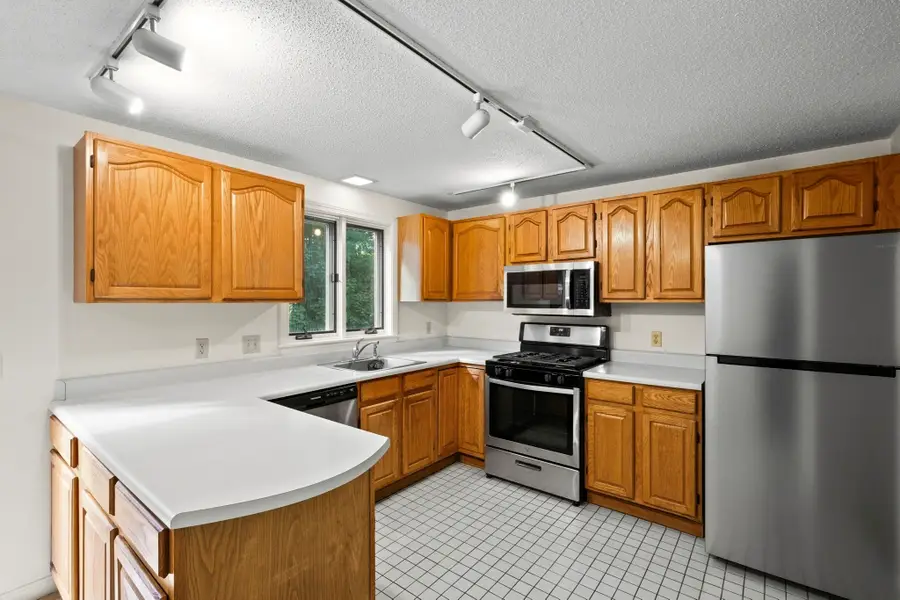 55 Littleton Road #2E, Ayer, MA 01432 - #3
