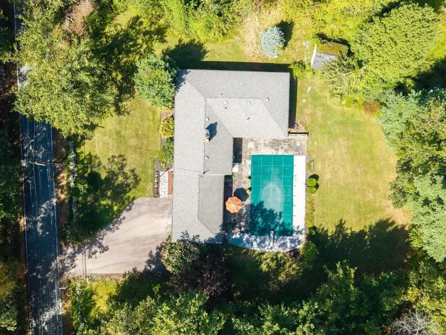 102 Hunting Lane, Sherborn, MA 01770 - #2