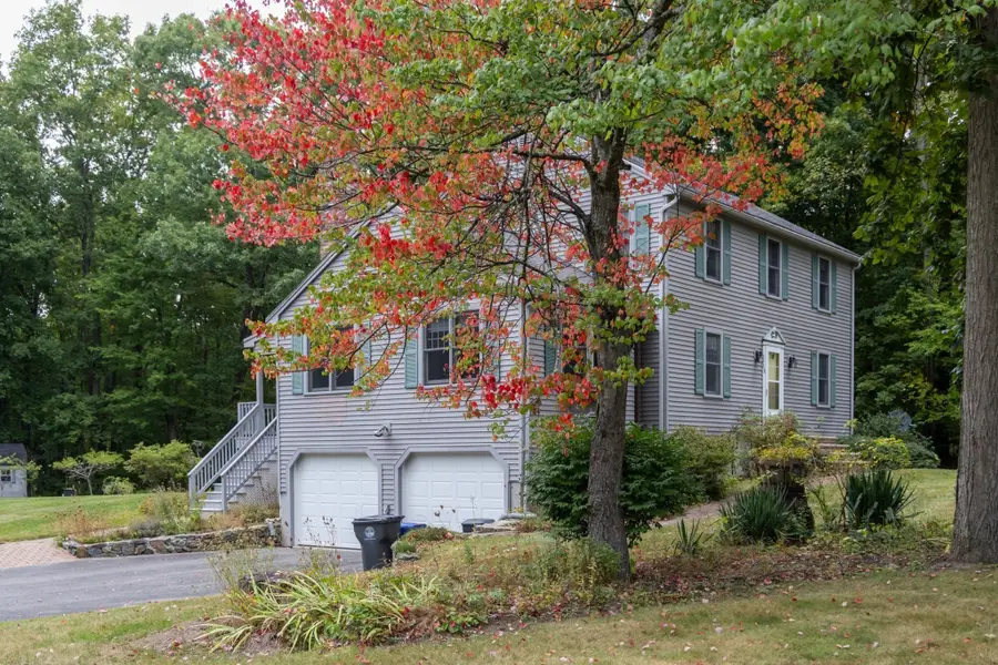 15 Hannan Ridge Rd, Haverhill, MA 01832 - #2