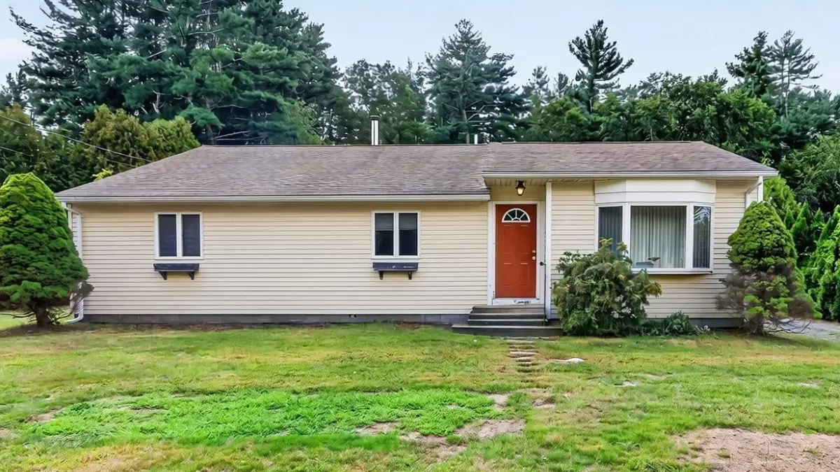 37 Chipaway Rd, East Freetown, MA 02717 - #1