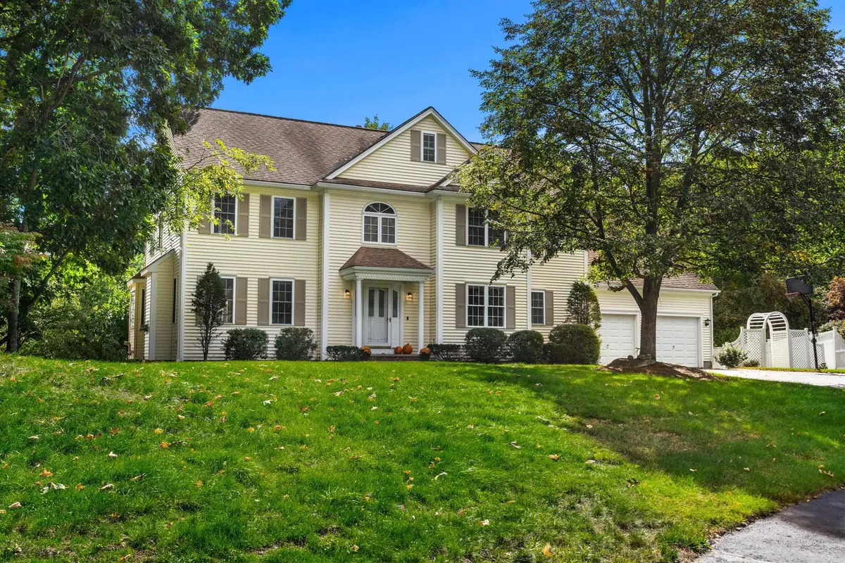 8 Jack Rabbit Ln, Westford, MA 01886 - #1
