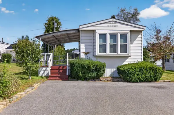 151 Easy St, Raynham, MA 02767