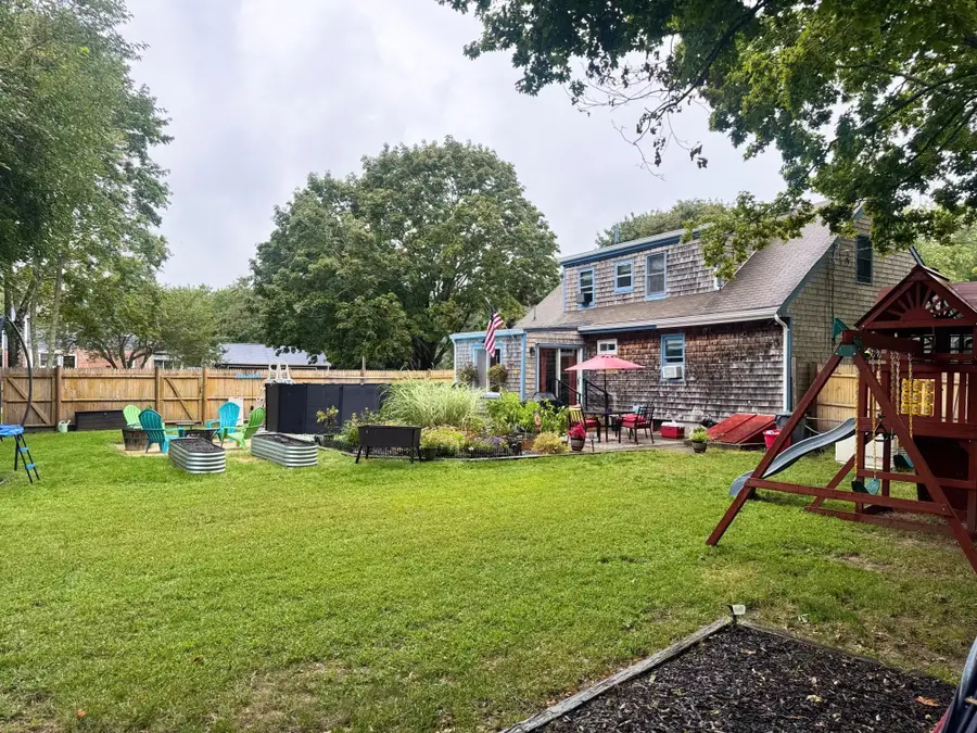 29 Beeden Rd, Westport, MA 02790 - #2