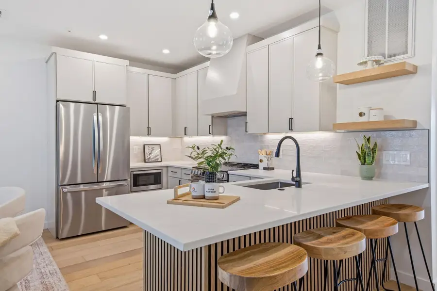 374 Athens Street #1, Boston, MA 02127 - #2