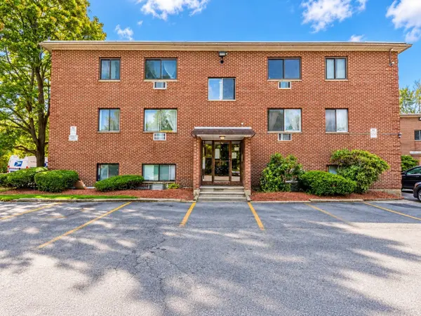 12 Kendall Ave #17, Framingham, MA 01702