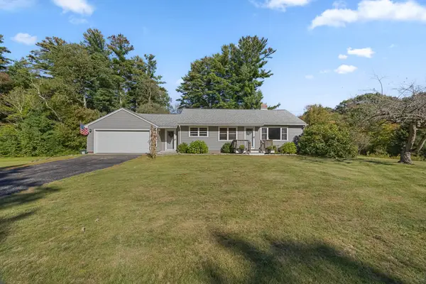 39 E Charlton Rd, Spencer, MA 01562