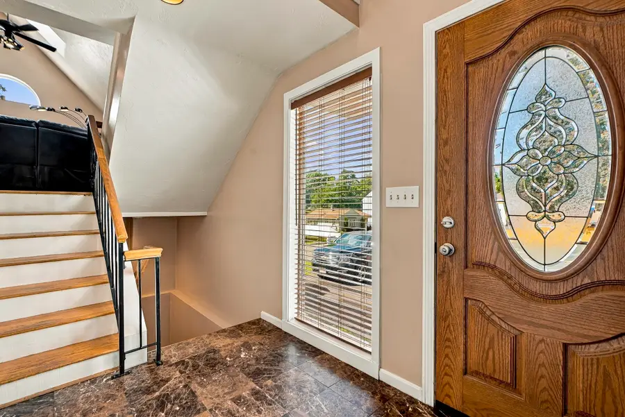 102 Sunderland Rd, Worcester, MA 01604 - #3