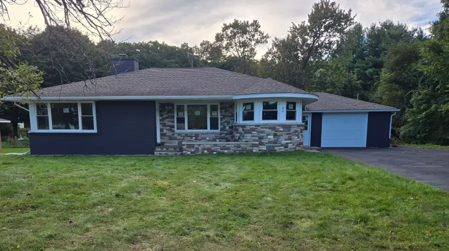 84 Greenwich Rd, Ware, MA 01082 - #2
