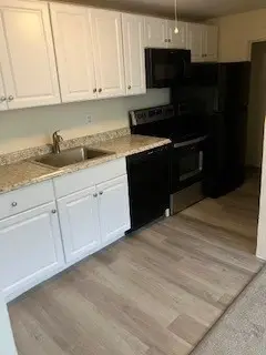 8-10 School St, Amesbury, MA 01913 - #3