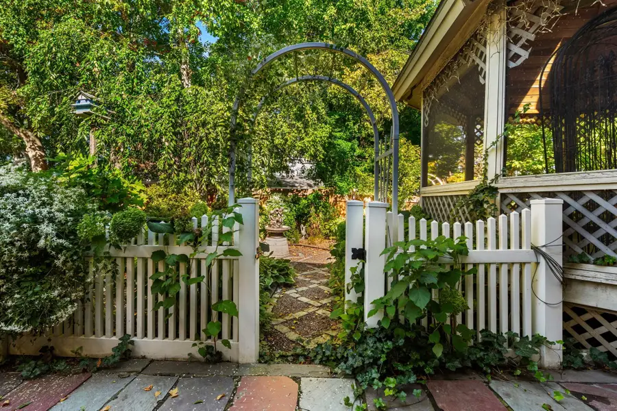154 High St, Newburyport, MA 01950 - #3