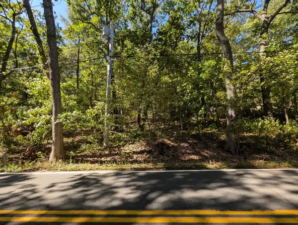 Lot 3 Pine Street, Dover, MA 02030
