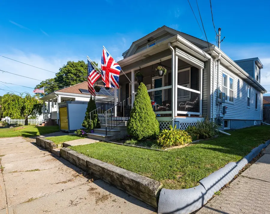 27 Cecile St, Lincoln, RI 02865 - #2