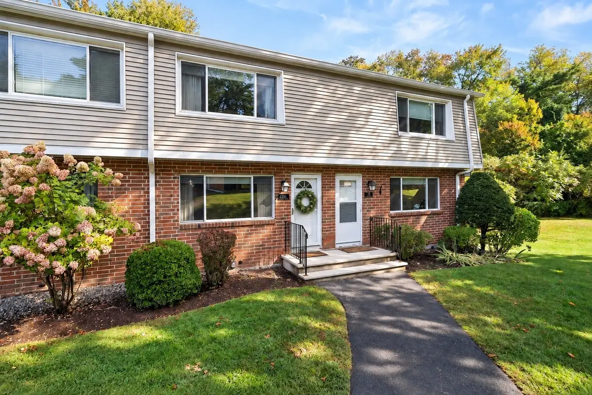 31 Farrwood Dr #31, Haverhill, MA 01835 - #1