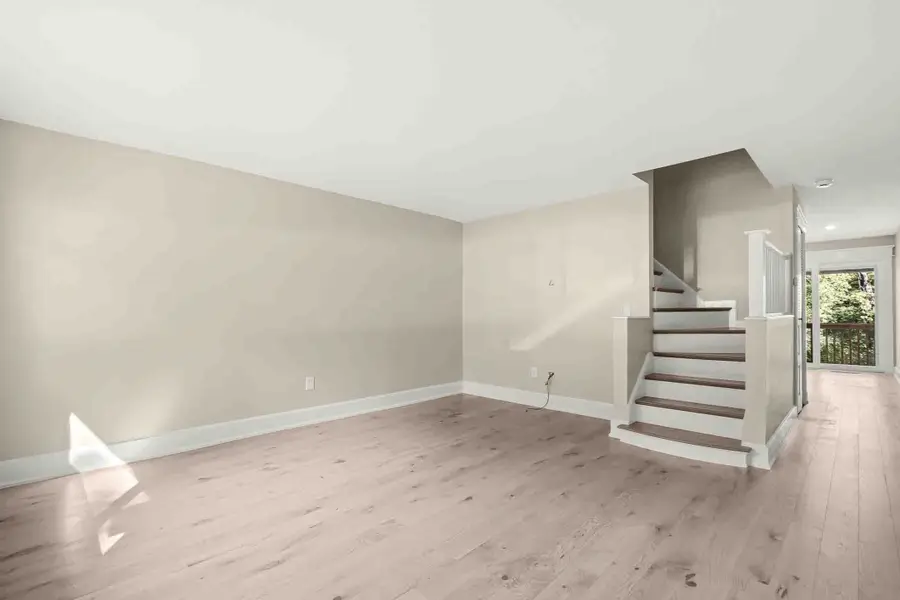 31 Farrwood Dr #31, Haverhill, MA 01835 - #3