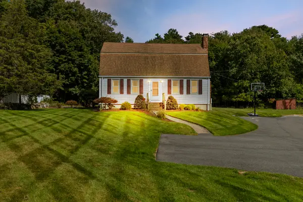 24 Howard, Easton, MA 02375