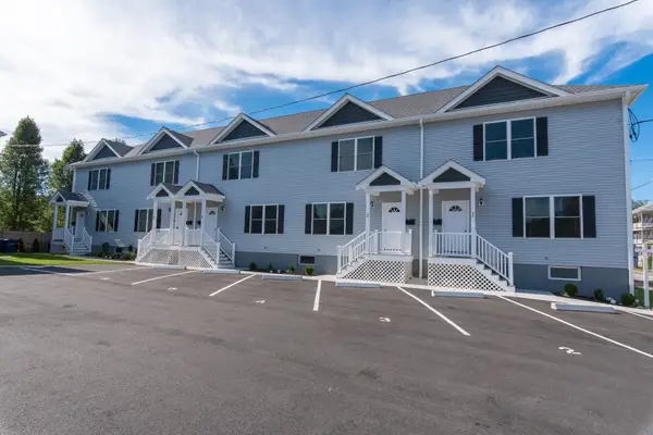 184 Avenue C #-1, Woonsocket, RI 02895