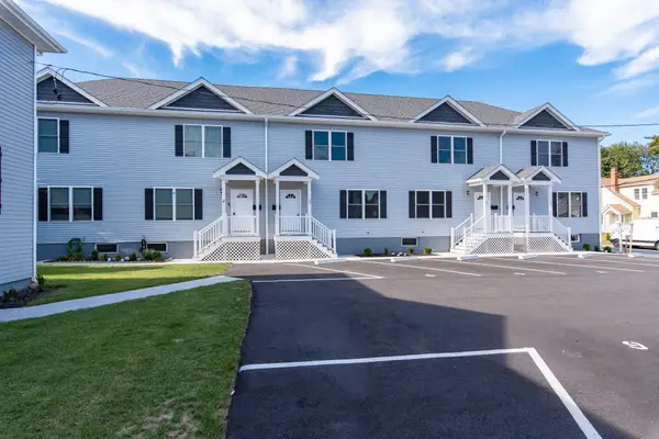 184 Avenue C #-3, Woonsocket, RI 02895
