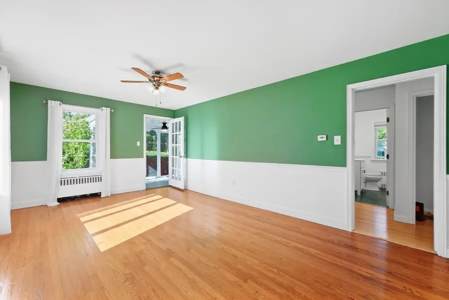 17 Smith St., Uxbridge, MA 01569 - #3