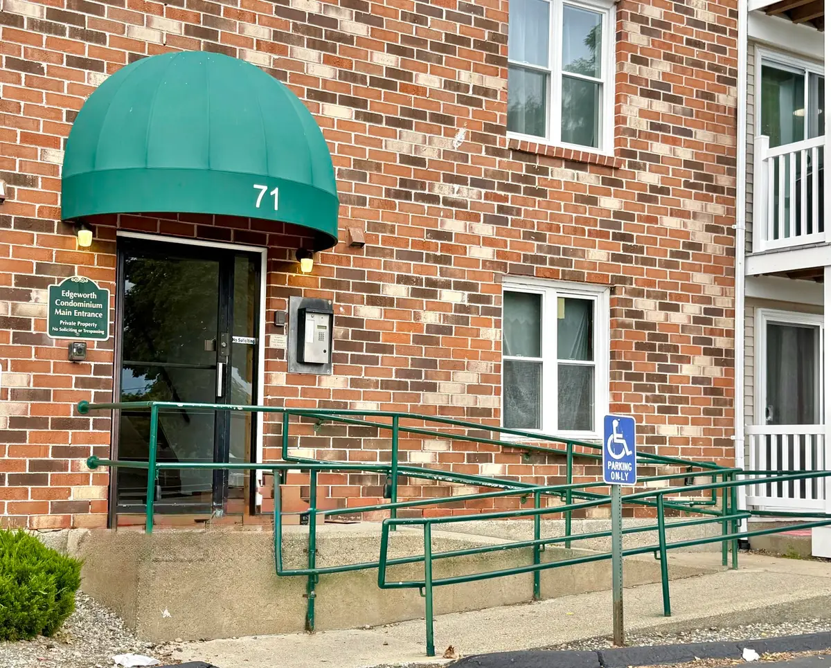 71 Edgeworth St #17, Worcester, MA 01605 - #1